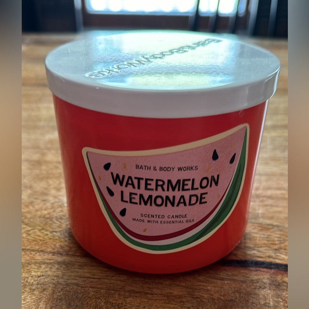 Bath and body works candle